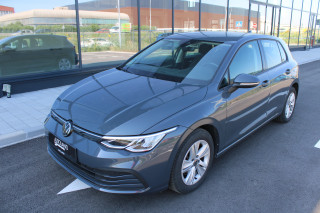Volkswagen Golf 8 2.0 TDI DSG Life 
