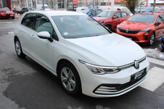Volkswagen Golf 8 1.0 TSI Life 
