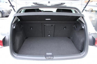 Volkswagen Golf 8 1.0 TSI Life 