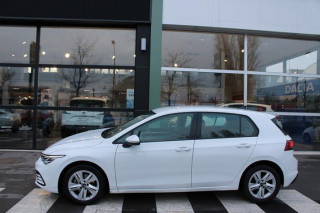 Volkswagen Golf 8 1.0 TSI Life 
