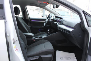 Volkswagen Golf 8 1.0 TSI Life 