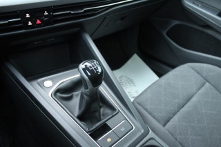 Volkswagen Golf 8 1.0 TSI Life 
