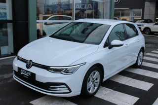 Volkswagen Golf 8 1.0 TSI Life 