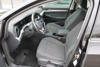 Volkswagen Golf 8 2.0 TDI DSG Life 