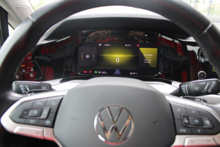 Volkswagen Golf 8 2.0 TDI DSG Life 