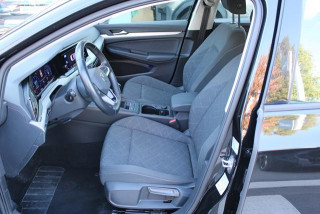 Volkswagen Golf 8 2.0 TDI Life 