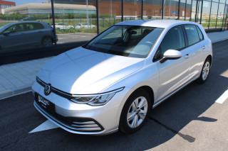 Volkswagen Golf 8 2.0 TDI DSG Life 