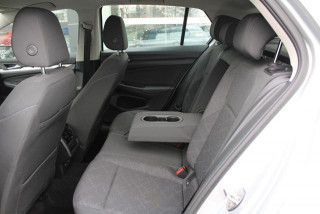 Volkswagen Golf 8 2.0 TDI Life 