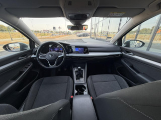 Volkswagen Golf 8 1.0 TSI LIFE 