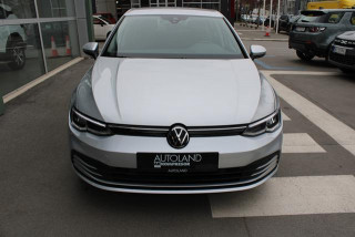 Volkswagen Golf 8 1.0 TSI Life 
