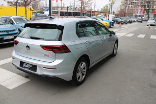 Volkswagen Golf 8 1.0 TSI Life 
