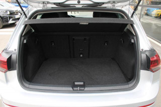 Volkswagen Golf 8 1.0 TSI Life 