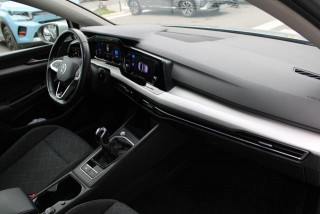 Volkswagen Golf 8 1.0 TSI Life 