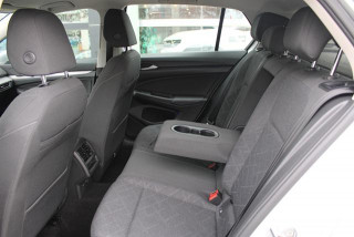 Volkswagen Golf 8 1.0 TSI Life 