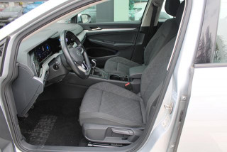 Volkswagen Golf 8 1.0 TSI Life 