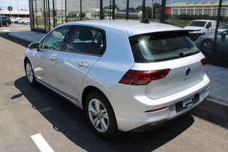 Volkswagen Golf 8 2.0 TDI Life DSG 