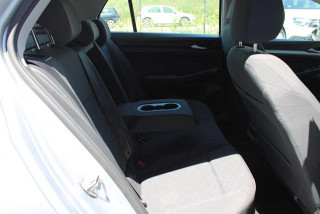 Volkswagen Golf 8 2.0 TDI Life DSG 