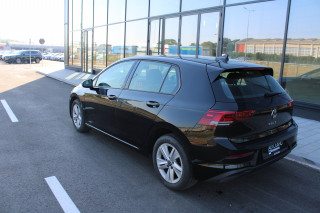 Volkswagen Golf 8 2.0 TDI DSG Life 