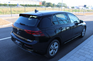 Volkswagen Golf 8 2.0 TDI DSG Life 