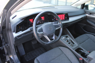 Volkswagen Golf 8 2.0 TDI DSG Life 