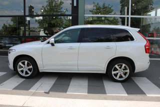 Volvo XC90 2.0 B5 MOMENTUM PRO 