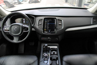 Volvo XC90 2.0 B5 MOMENTUM PRO 