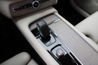 Volvo XC90 2.0 B5 HYB. AWD 7S 