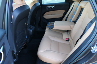 Volvo XC60 2.0 Hyb. B4 AWD 