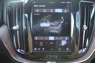Volvo XC60 2.0 Hyb. B4 AWD 