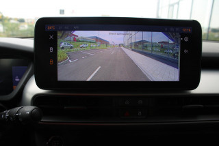 Jeep Avenger 1.2 Hybrid 