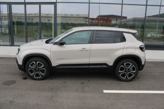 Jeep Avenger 1.2 Hybrid 