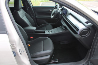 Jeep Avenger 1.2 Hybrid 