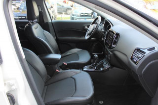 Jeep Compass 1.3 Limited AUT 