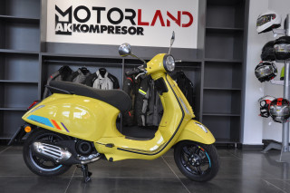 Vespa primavera 50 