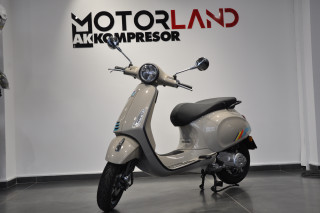 Vespa PRIMAVERA 50 S 