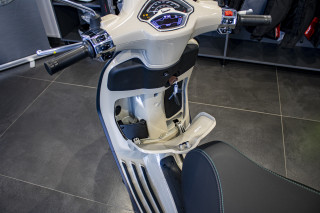 Vespa primavera 125 