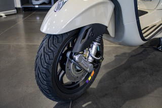 Vespa primavera 125 