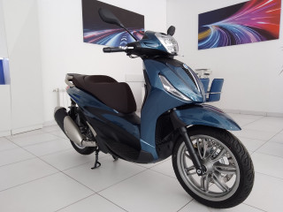 Piaggio Beverly 300 