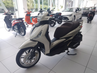 Piaggio Beverly 300