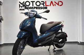 Piaggio BEVERLY 300 