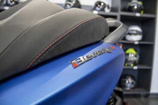Piaggio BEVERLY 300 Sport 