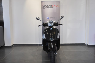 Vespa GTS 300 SUPER 