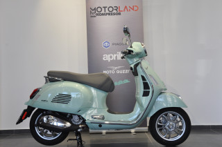 Vespa GTS 300 SUPER 