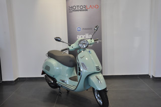 Vespa GTS 300 SUPER 