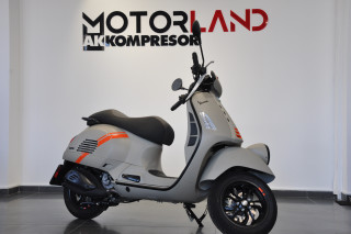 Vespa GTV 300 