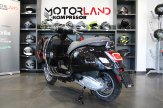 Vespa GTS 300 hpe 