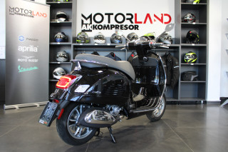 Vespa GTS 300 hpe 