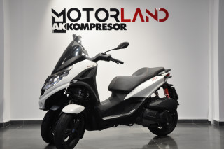 Piaggio MP3 300 
