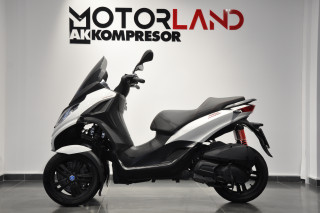 Piaggio MP3 300 