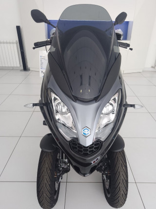Piaggio MP3 300 